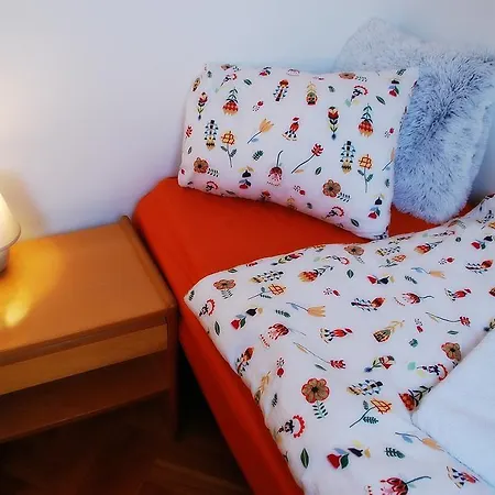 Generous Attic Appartamento Praga
